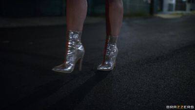 Isiah Maxwell - Angela White - Angela White : Unbound Part 2 With Angela White, Isiah Maxwell, Hollywood Cash - Brazzers - hotmovs.com - Australia