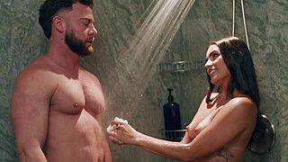 Seth Gamble - Bella - Nuru is a different full body experience - ah-me.com