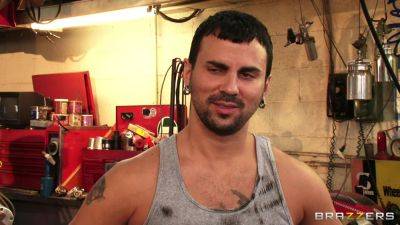 Pussy On The Motorbike With Voodoo, Avrill Hall - Brazzers - hotmovs.com