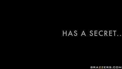 Dial K For Kinky With Sophia Lomeli, Keiran Lee - Brazzers - hotmovs.com