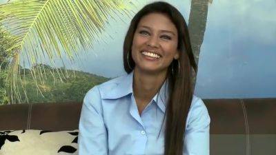 Liz Paola In Paola From Naked To - hotmovs.com