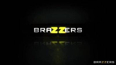 Stepmom Gets Stuck, Time To Fuck! With Mellanie Monroe, Oliver Flynn - Brazzers - hotmovs.com