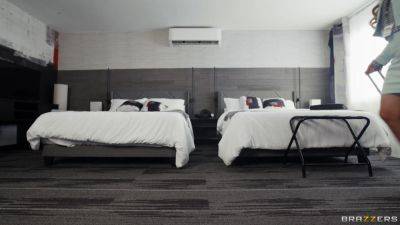 Cherie Deville - Isiah Maxwell - Alex Mack - One Night, Done Airtight With Mick Blue, Cherie Deville, Isiah Maxwell, Alex Mack - Brazzers - hotmovs.com