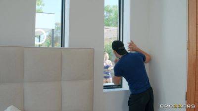 Bouncy Jog And Snog With Zac Wild, Chantal Danielle - Brazzers - hotmovs.com