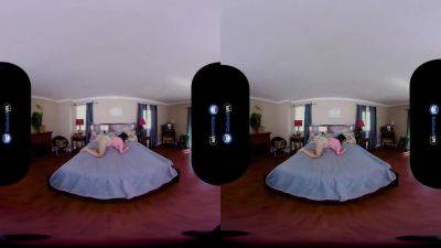 Latina Teen 18+ Is Interested In Your Cock With Vr Porn, Virtual Reality And Isabella Nice - hotmovs.com