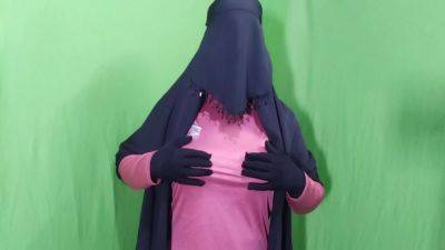 Beautiful Housewife Spending The Night With Her Stepfather-in-law - desi-porntube.com - India