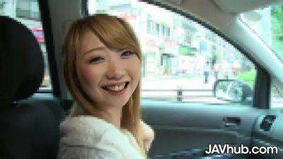 Hinata Aizawa Give Me A Sloppy Blowjob In The Car - hotmovs.com - Japan