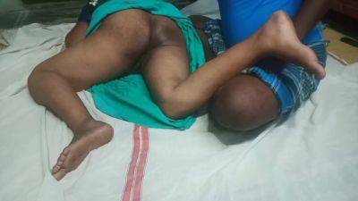 Desi Awasome Beauty Aunty Fuck In Village - desi-porntube.com - India