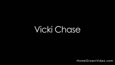 Vicki Chase - Shes A Party Girl With A Hot Pussy - Vicki Chase & Mr Pete - hotmovs.com