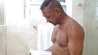 Lulu Chu - Stepmom wont find out if you keep quiet - ah-me.com