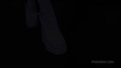 Juicy Violet gets double anal penetration by five black cocks - hotmovs.com