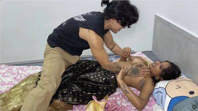 Desi Bhabhi Confused When Younger Step Brother Wears Husband's Clothes - Hot Indian Homemade Sex - porntry.com - India