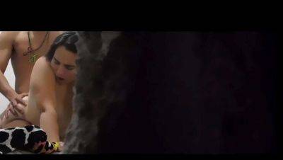 Hot Wife Caught Cheating at 3 AM - Chakalosaahot Fucks Another Man - veryfreeporn.com