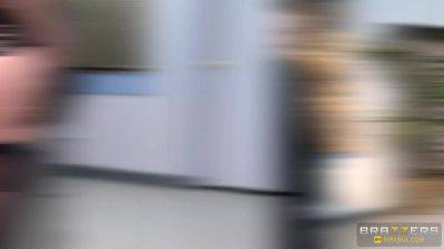 Secretaria En Medias With Erik Everhard, Veronica Vain - Brazzers - hotmovs.com