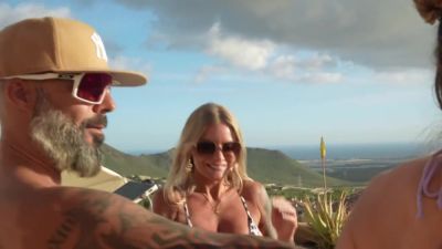 Cassy crosses paths with Ricky - Jacquie et Michel TV - hotmovs.com - France