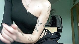 Mi first dildo in ass - ah-me.com