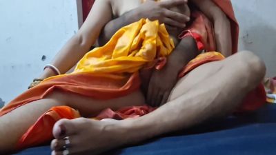 First Wedding Night With Her Boyfriend - desi-porntube.com - India