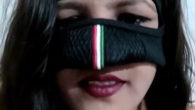 Indian Couple Night Romance In Bedroom Real Desi Video - desi-porntube.com - India