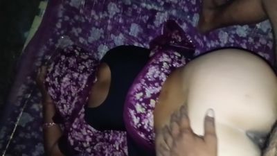 Village Housewife Made A Real Housewife A Canoe And Fucked Her Full Night - desi-porntube.com - India