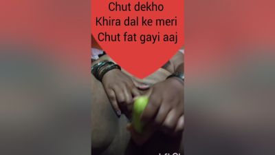 Desi India - Desi Indian Bhabhi Fingaring Whit Cucumber So Hard Fucked Pussy Pumping Pussy - desi-porntube.com - India