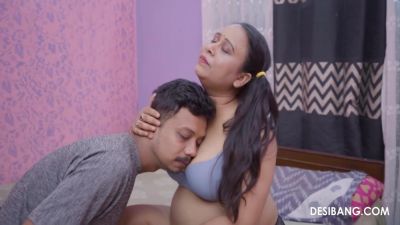 Desi Bang In Chubby Indian Wife Makes Her Husband Hard At - desi-porntube.com - India
