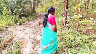 Indian Couple Outdoor Sex with Dirty Telugu Talk - Big Natural Boobs & Big Dick Fucking in Jungle - xxxfiles.com - India