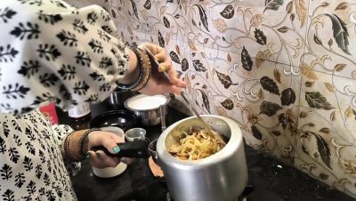 Puja Bhabhi Episode 2: BBW Desi Milf Gives Blowjob & Doggy Style Fucking in Homegrown Sex Video - xxxfiles.com - India