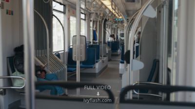 PUBLIC Naked in subway - hclips.com