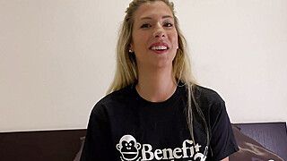 Shona River - Amateur Couple - Shona River Me tells me about her experiences and ends up masturbating Benefit Monkey - ah-me.com