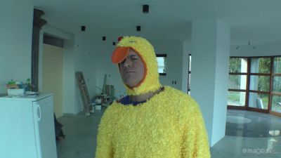 18-Year-Old Mary Monroe Gets An Anal Creampie in POV - hotmovs.com - Russia