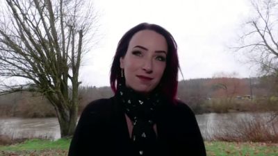 Lily Diablesse, 32 years old, medical secretary in Montpellier! - Jacquie et Michel TV - hotmovs.com