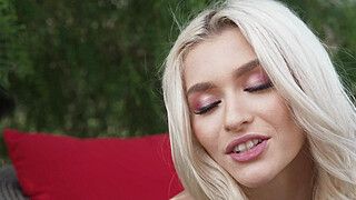 Hot teen and her first casting. - ah-me.com