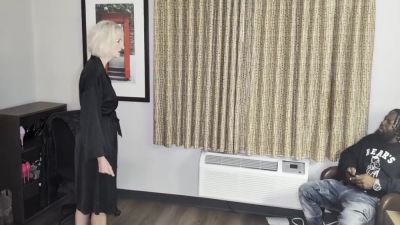 Samson Gets Seduced By His Teammate Sexy Gilfy Stepmom Morgan - hotmovs.com