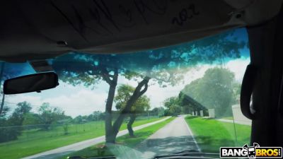 Lap Dancing with Paris Banks - hotmovs.com