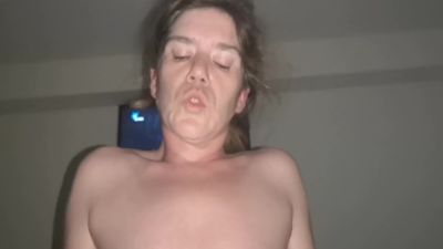 Orgasm Under The Sheets - hclips.com