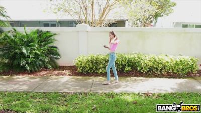 Miss Little One Night Stand - hotmovs.com