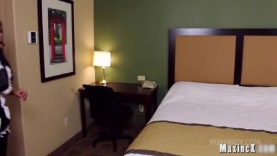 Pee For Tea With Gigi Rouge By Wet And Pissy - Pissvids - hotmovs.com