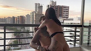 I SAT GOOD UNTIL HE CUMMED ALL OVER - It's better at sunset - ah-me.com