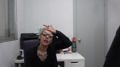 I’m BACK to PORN! I’m Lola Doll and the BLACK intern makes me - hclips.com