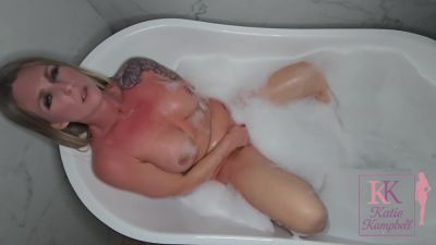 Bubble Bath Masturbation - hclips.com