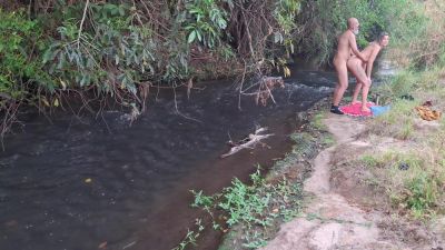 Strangers Are Caught Having Sex At The Waterfall - hclips.com