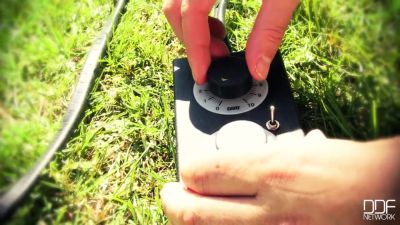 Ain't No Garden Party - hotmovs.com - Britain