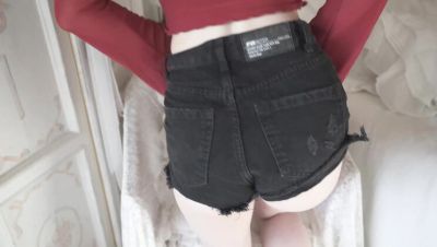 Hot Italian teen Dolls Cult sucks huge dildo and plays with her wet pussy in solo 4k video - xxxfiles.com - Italy - Britain