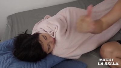 Stepbrother Cumshot On My Feet And I Suck His Amateur Cum - hotmovs.com