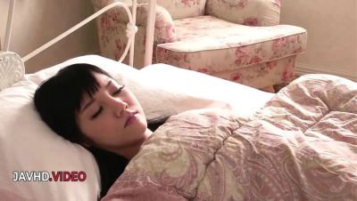 Japanese teen Rei Mizuna gives amazing blowjob in wild threesome sex - veryfreeporn.com - Japan