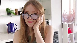 Condom Broke During Sex with My Stepsister's Friend - ah-me.com