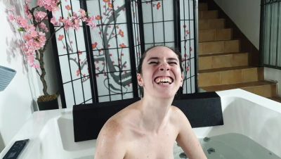 Petite Nyx Scarlett First Time Jacuzzi Interview Blowjob & Facial - xxxfiles.com - France