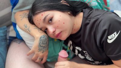 Mi Hermanastra Esta Muy Enferma Y La Follo Rico Para Que Se Mejore - Que Rico And Comatozze - hclips.com