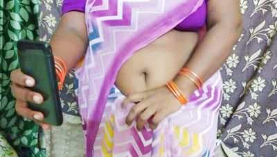 Tamil Desi Wife Cheating Video Call - Horny Housewife Shows Big Nipples & Tits to Husband Abroad - xxxfiles.com - India