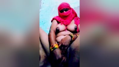 Meri Desi Chudai Ki Bhuki Bhabhi Ne Dildo Se Choot Kaa Pani Nikala - desi-porntube.com - India